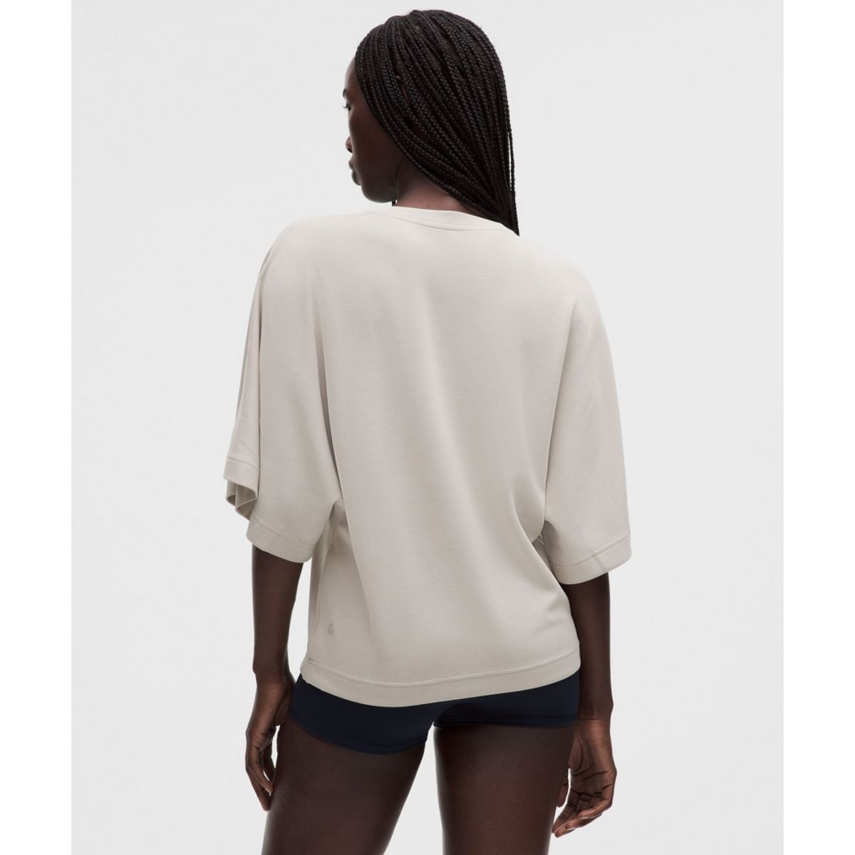 룰루레몬(LULULEMON) 라이트웨이트 Softstreme 돌먼 셔츠  DOWN