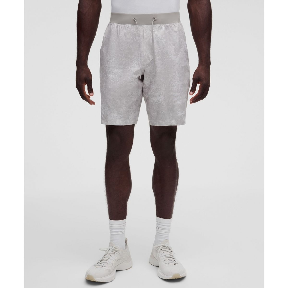 룰루레몬(LULULEMON) 제로드 인 라이너리스 쇼츠 9inch  ITGM
