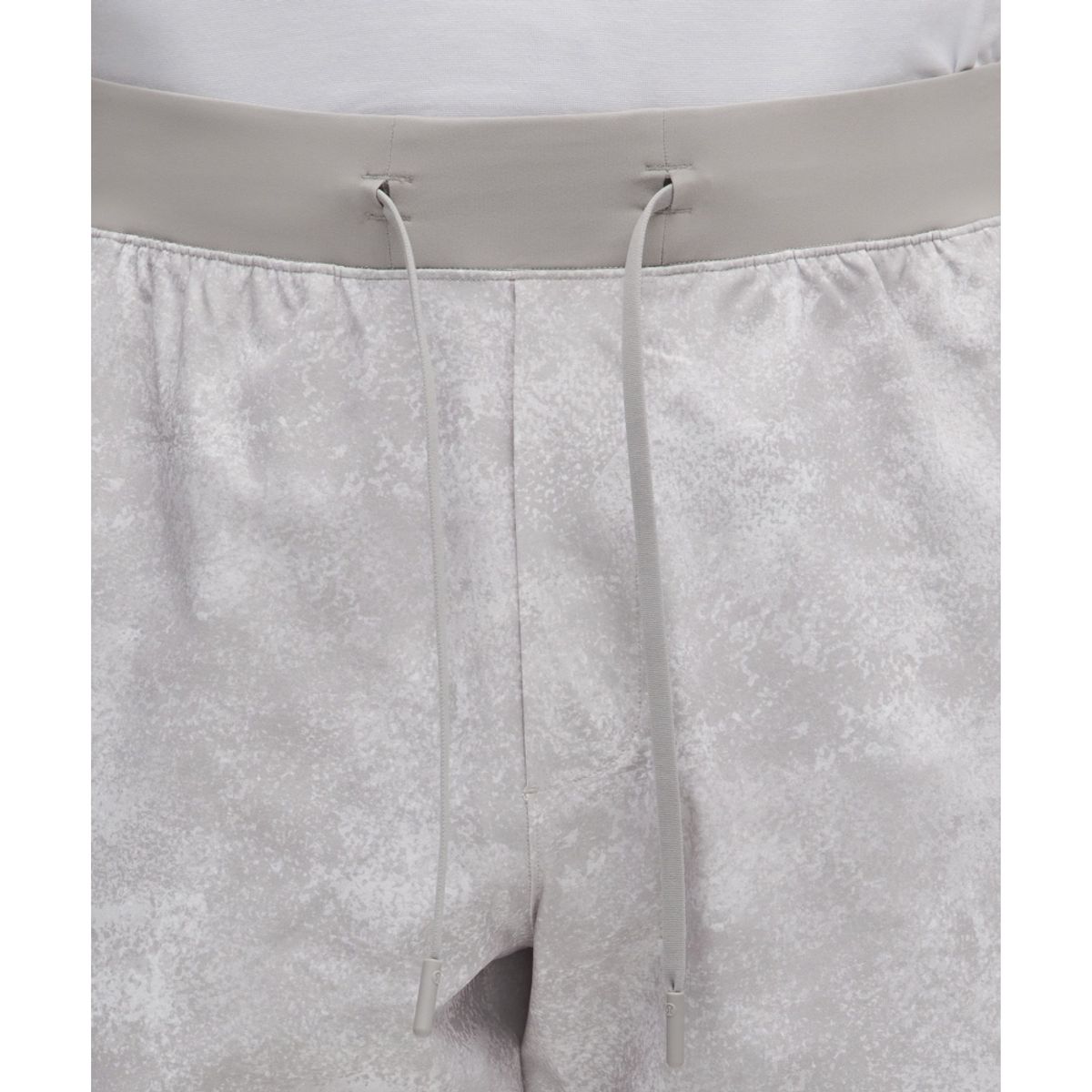 룰루레몬(LULULEMON) 제로드 인 라이너리스 쇼츠 9inch  ITGM