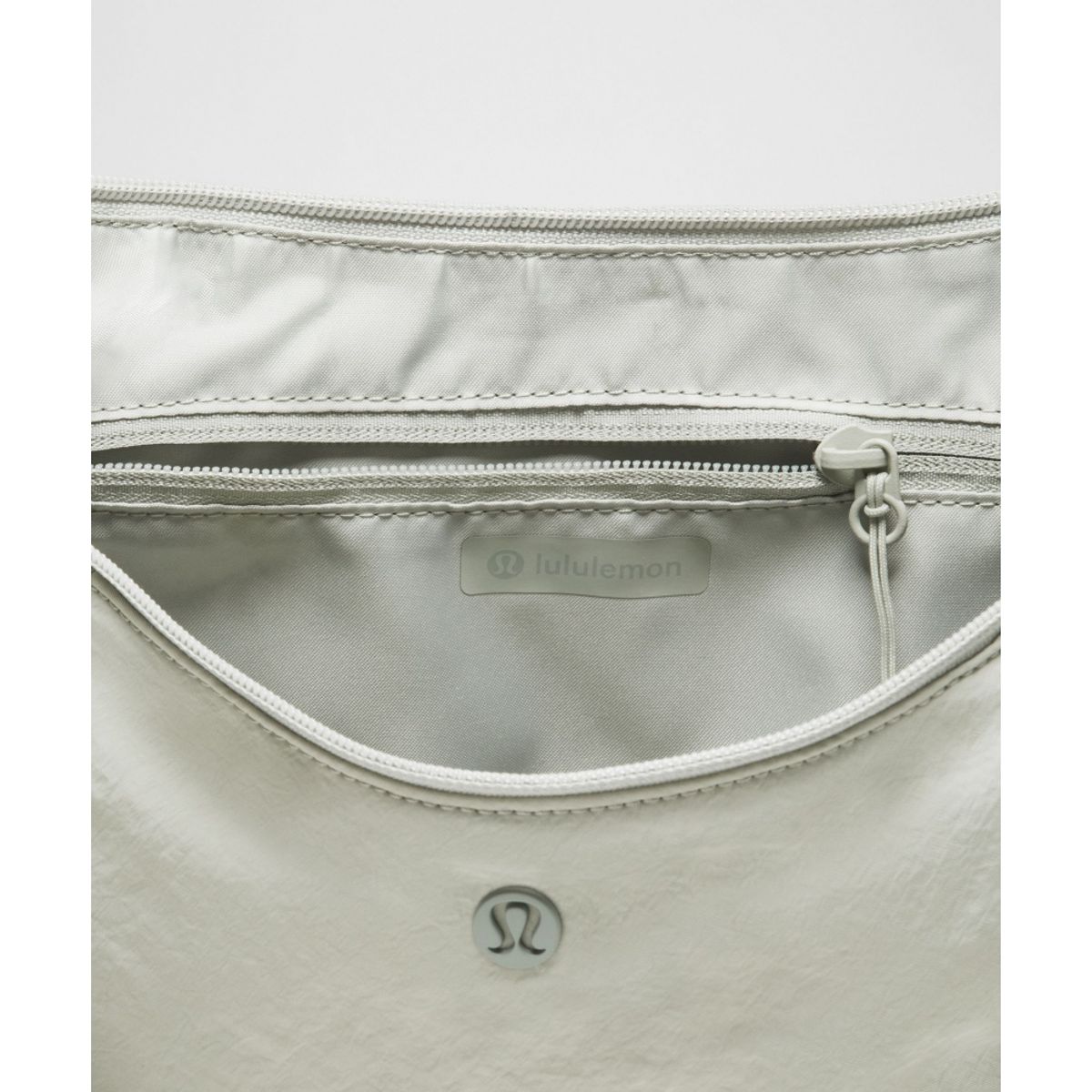룰루레몬(LULULEMON) 슬라우치 슬링백 6L  MHAZ