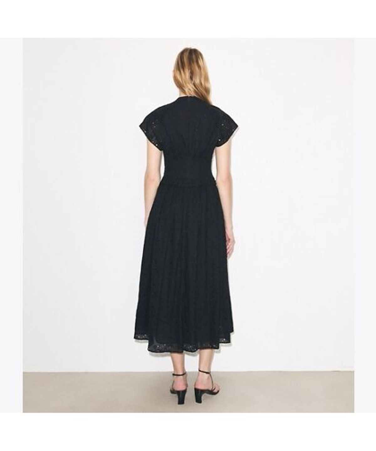 토리버치(TORYBURCH) 아일렛 코튼 드레스 - 블랙