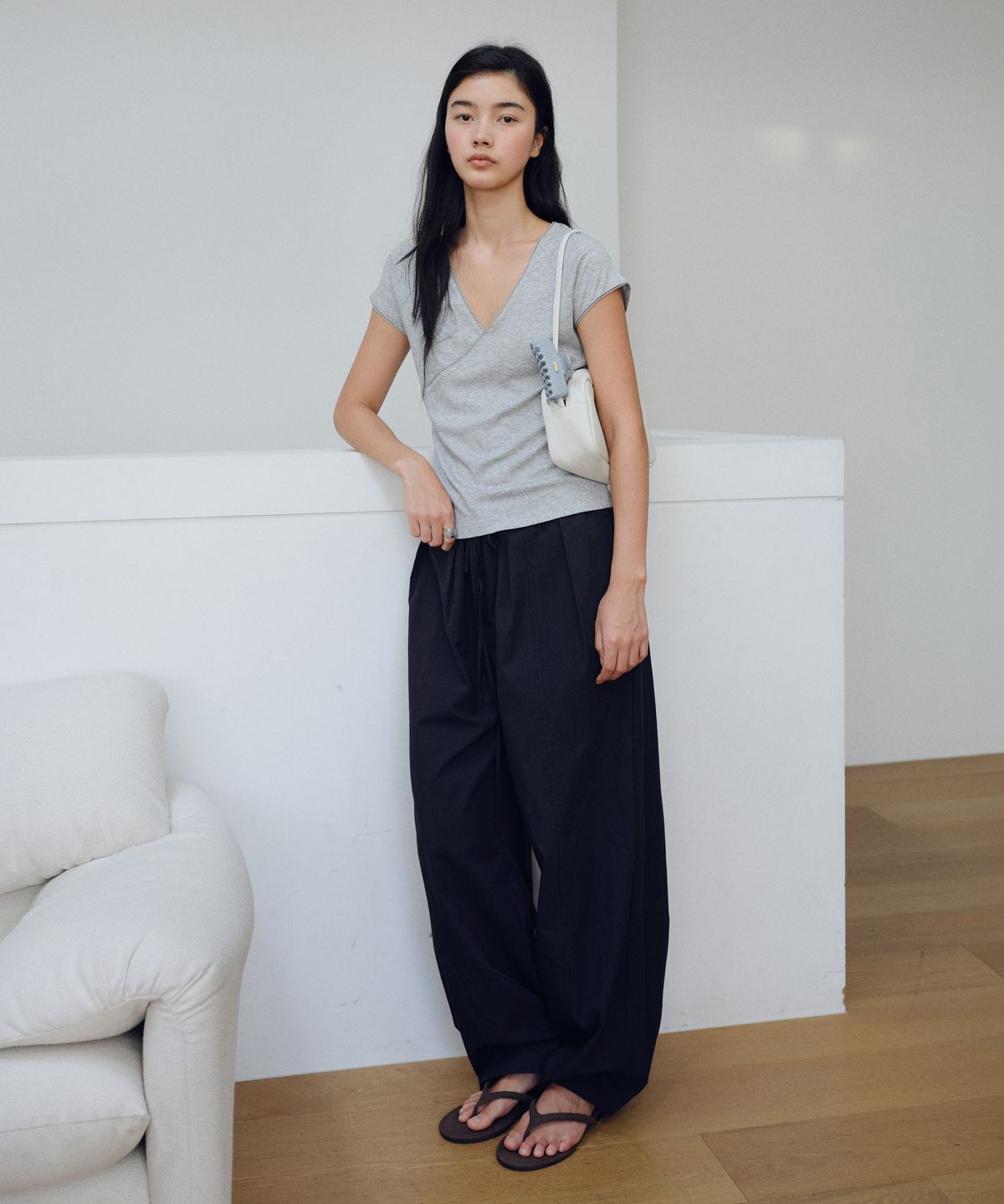 유라고(URAGO) Lace line cap sleeve t-shirt