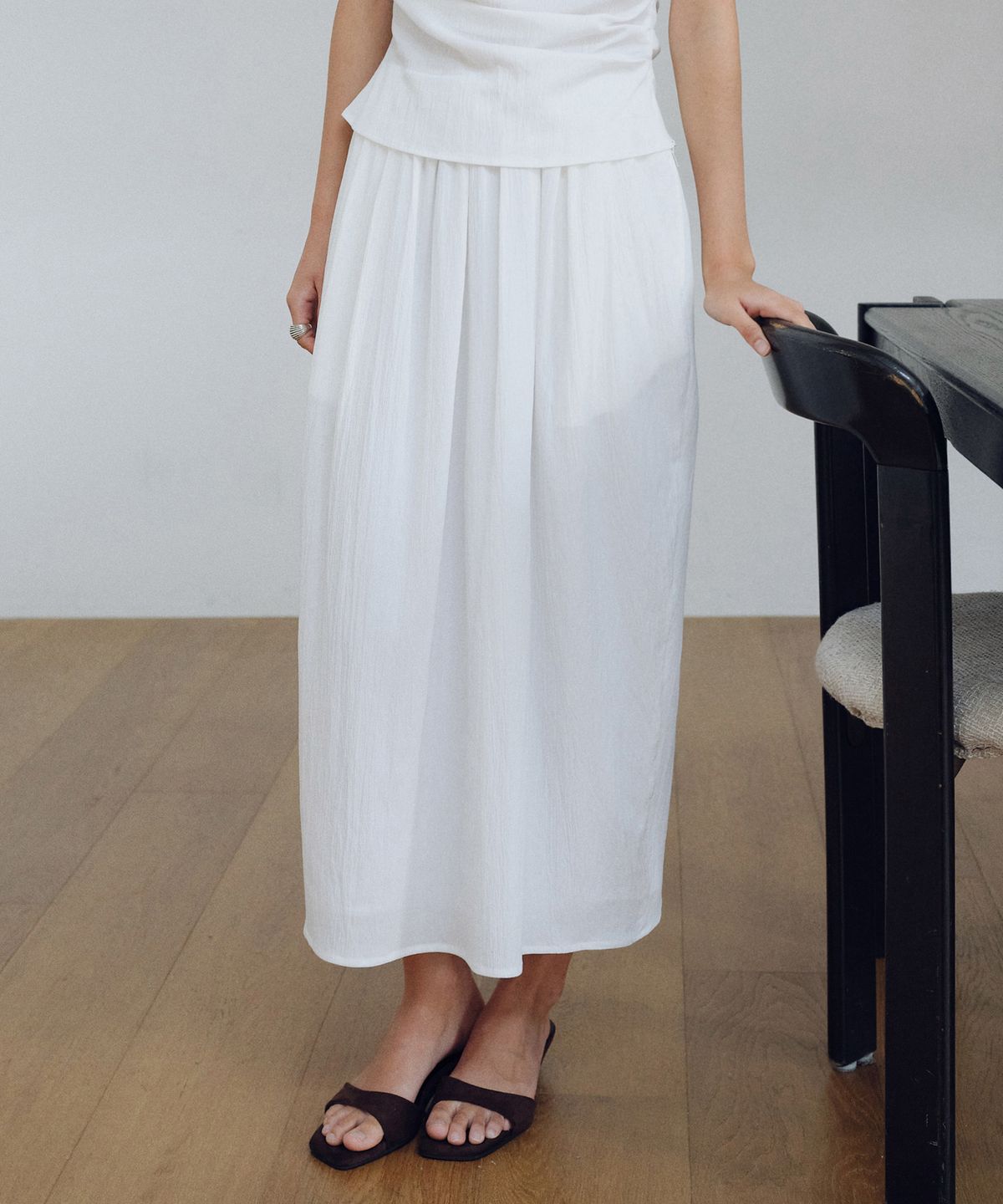 유라고(URAGO) Luna volume shirring skirt