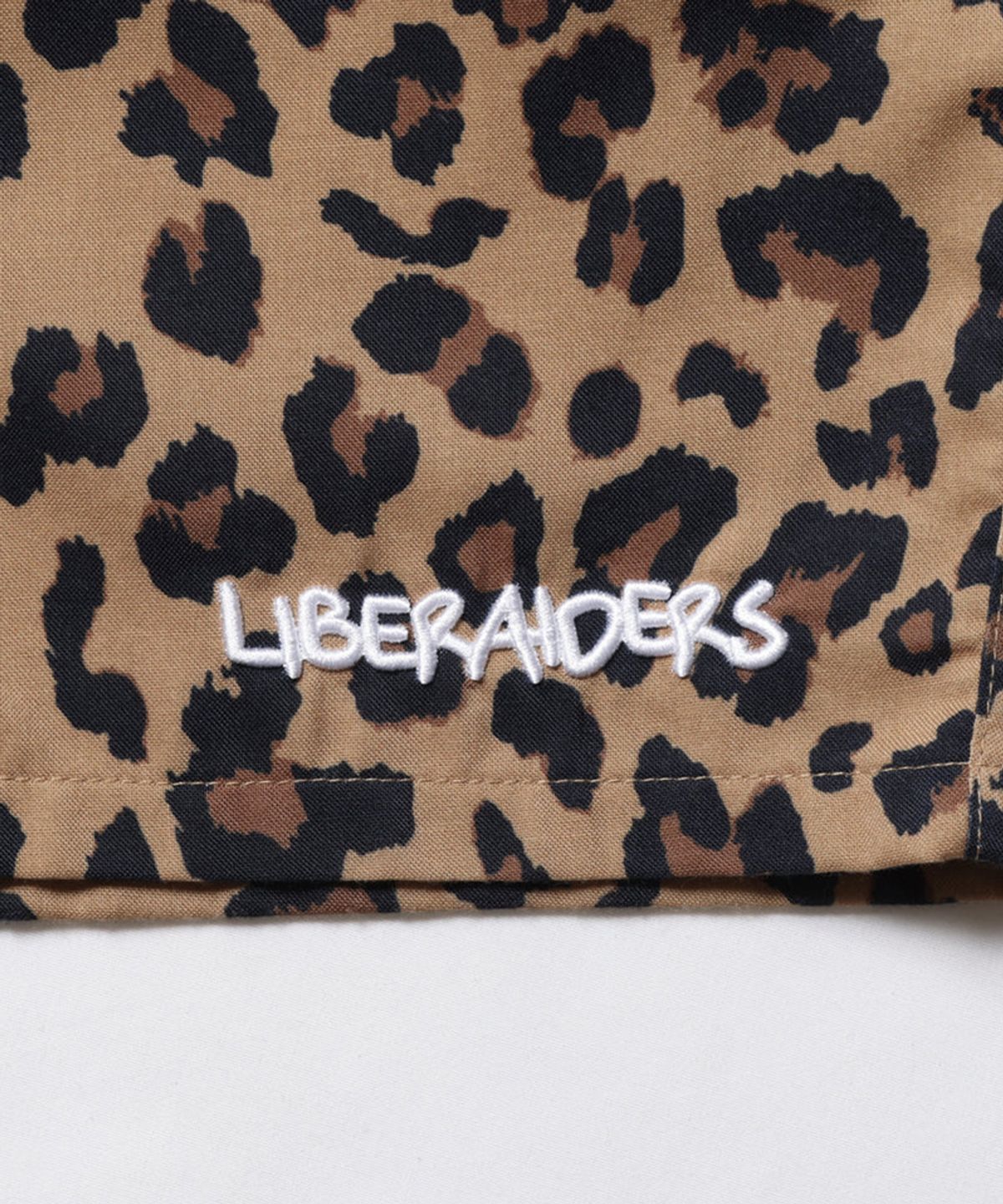찬스클로딩(CHANCE CLOTHING) NYLON HALF SHORTS - LEOPARD