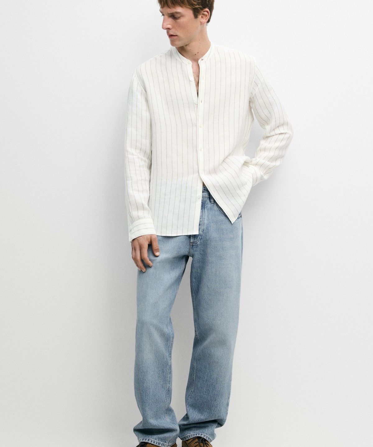 마시모두띠(MASSIMO DUTTI) 100% 린넨 스트라이프 스탠드 칼라 셔츠
