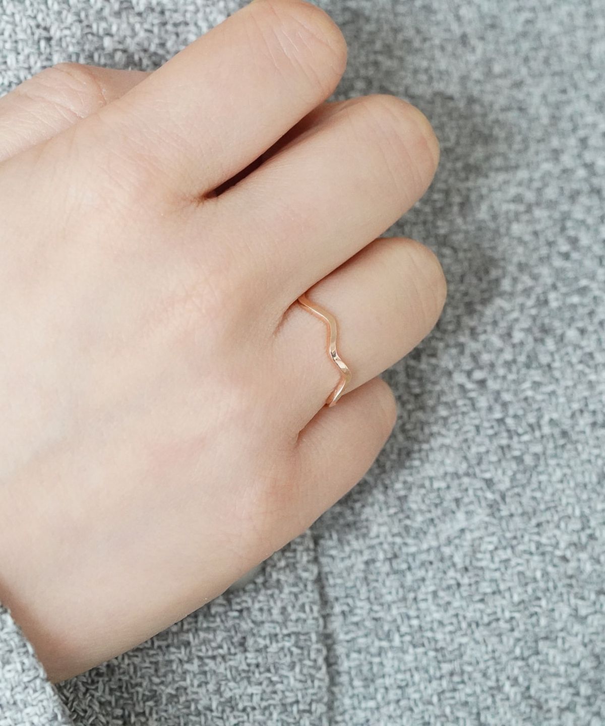 올은(ALLEUN) 14K 18K 물결 금 링 반지 커플 실 레이어드