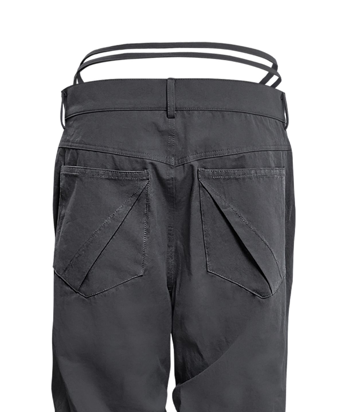 정도(JUNGDO) PELVIC STRAP CURVED PANTS . CHARCOAL