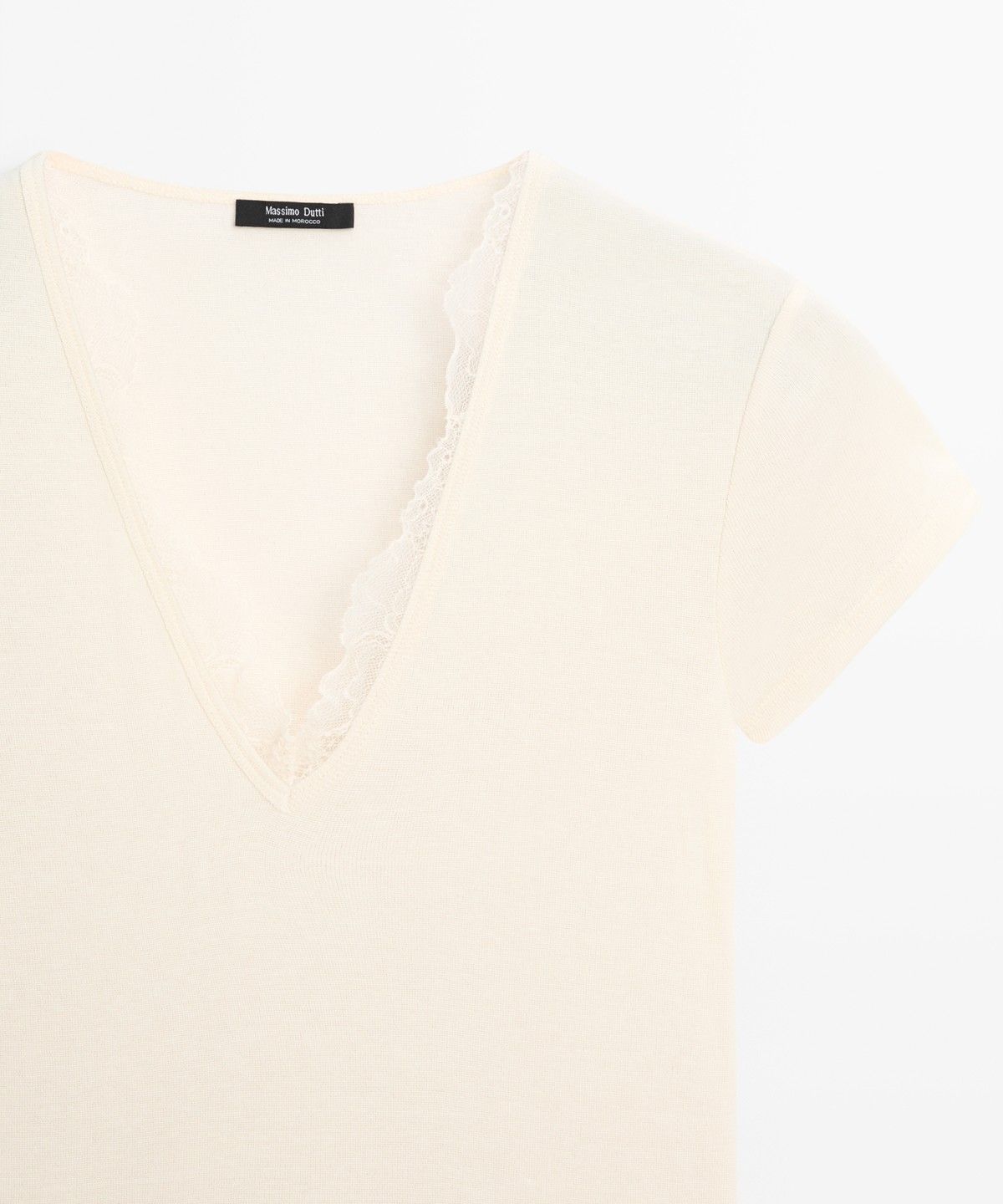 마시모두띠(MASSIMO DUTTI) 레이스 디테일 V넥 티셔츠