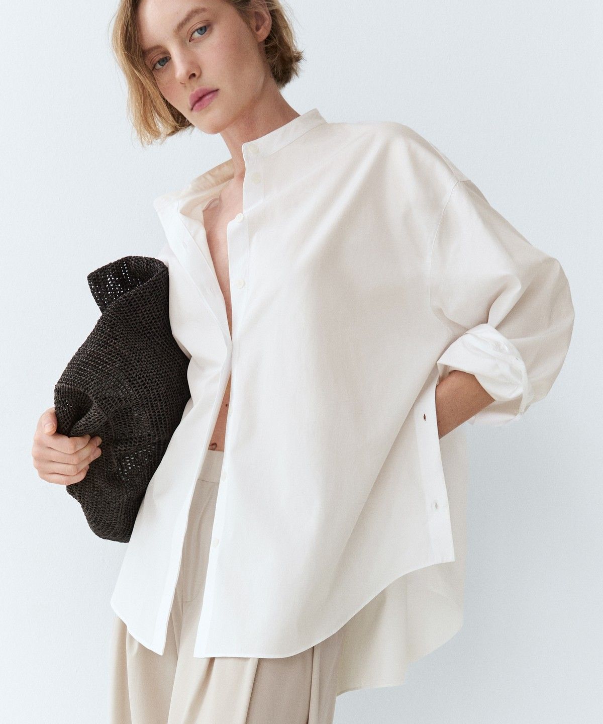 마시모두띠(MASSIMO DUTTI) 스탠드 칼라 포플린 셔츠
