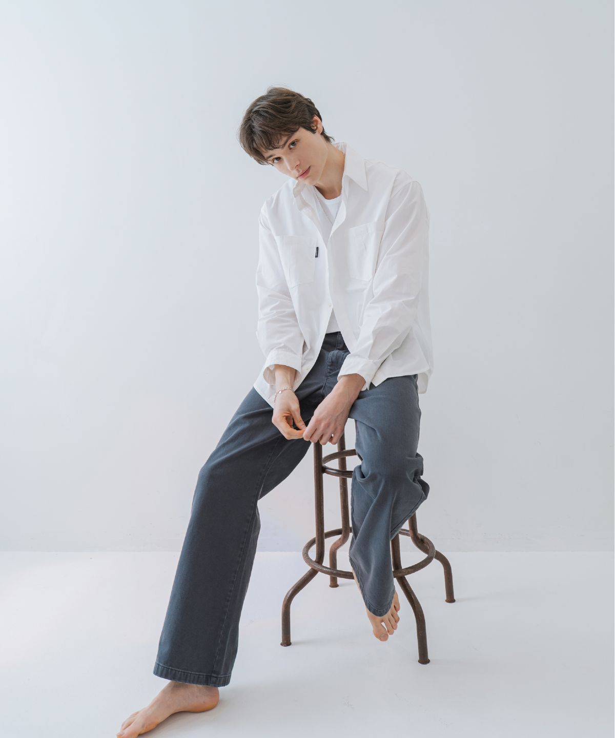 른넷(LEUNNET) 모븐 더블 포켓 셔츠 (Morven Double Pocket Shirt) / Pure White