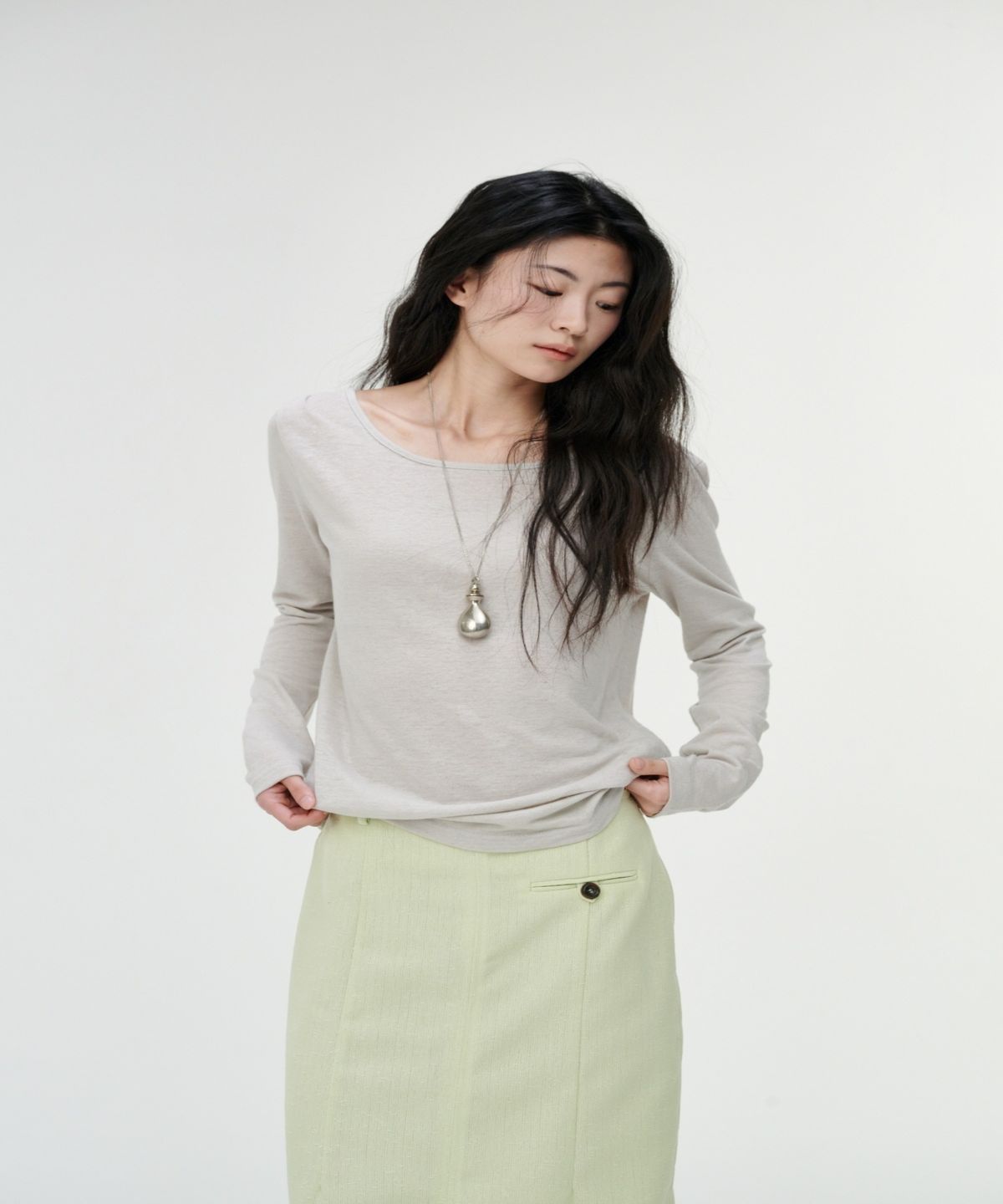 까롯(CARROTTE) Natural Linen Blend Printed T-shirt, Ash Grey