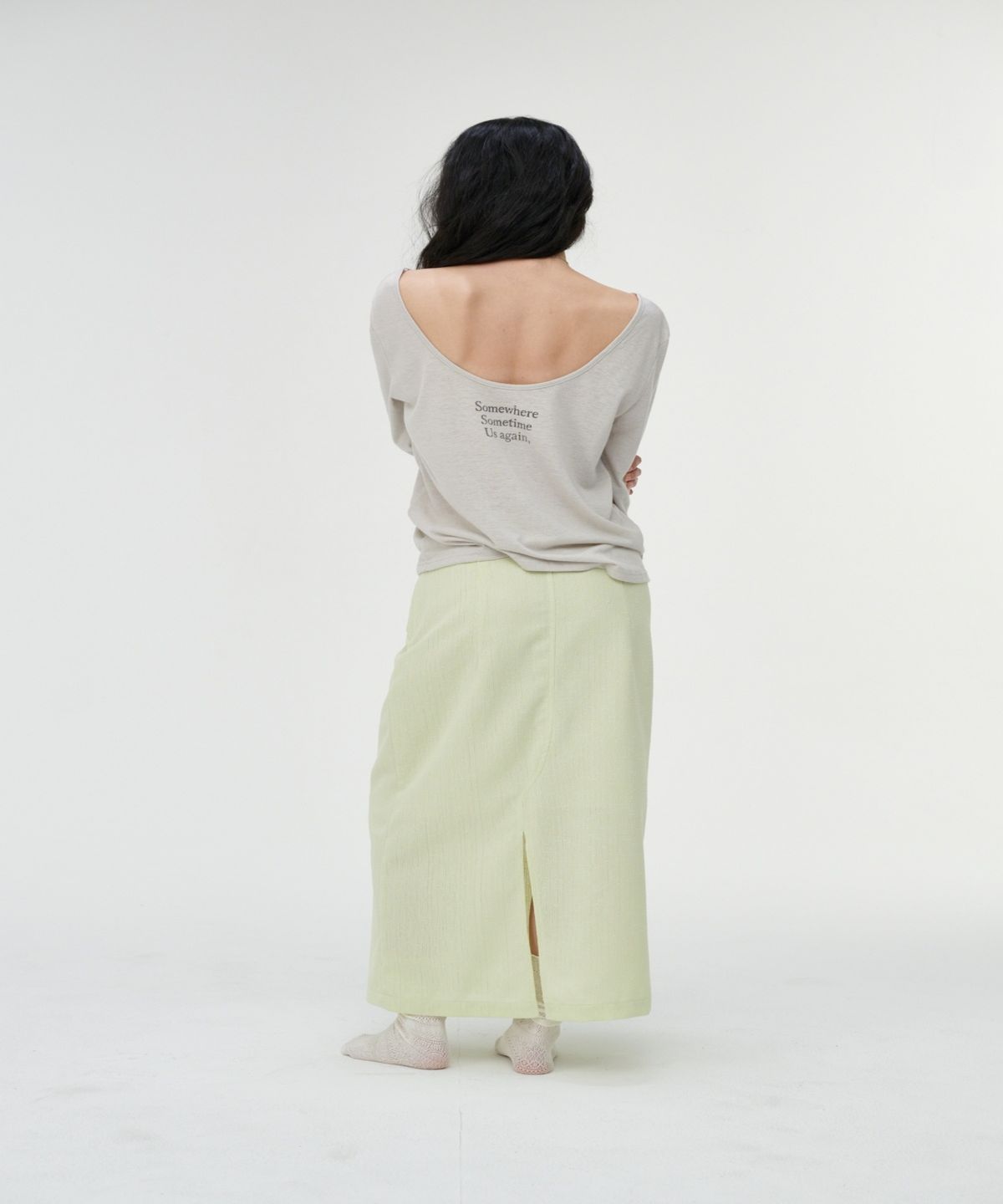 까롯(CARROTTE) Natural Linen Blend Printed T-shirt, Ash Grey