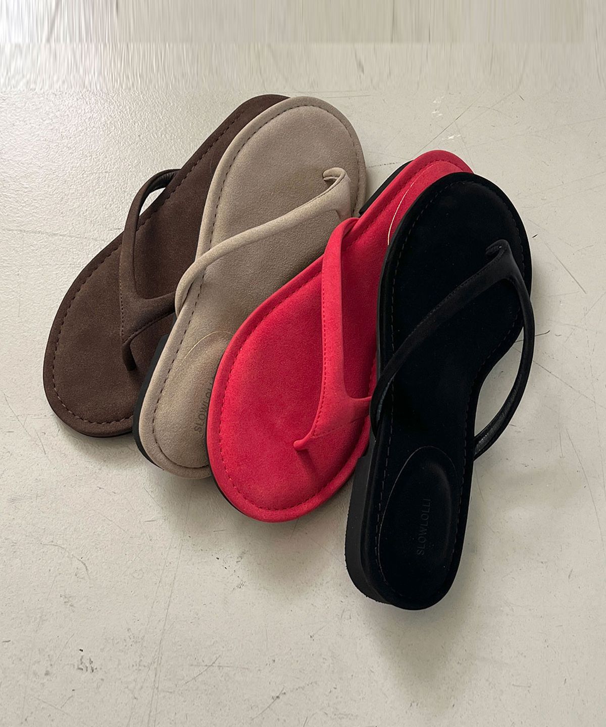 슬로우롤리(SLOWLOLLI) Lome suede flip sandal_4 Colors