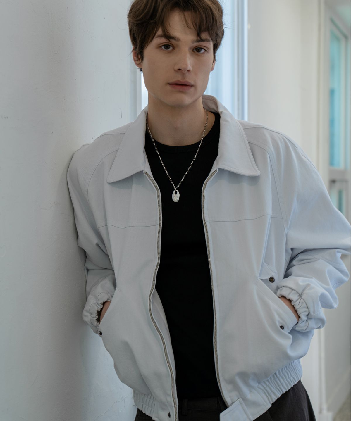 른넷(LEUNNET) 아스팔트 포엠 데님 자켓(Asphalt Poem Denim Jacket) / Pure White