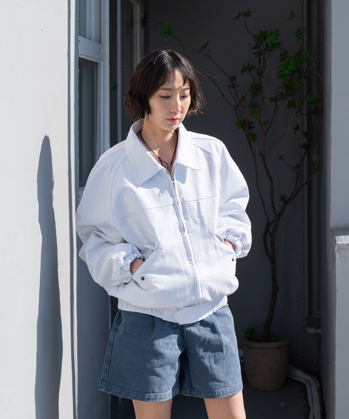 른넷(LEUNNET) 아스팔트 포엠 데님 자켓(Asphalt Poem Denim Jacket) / Pure White