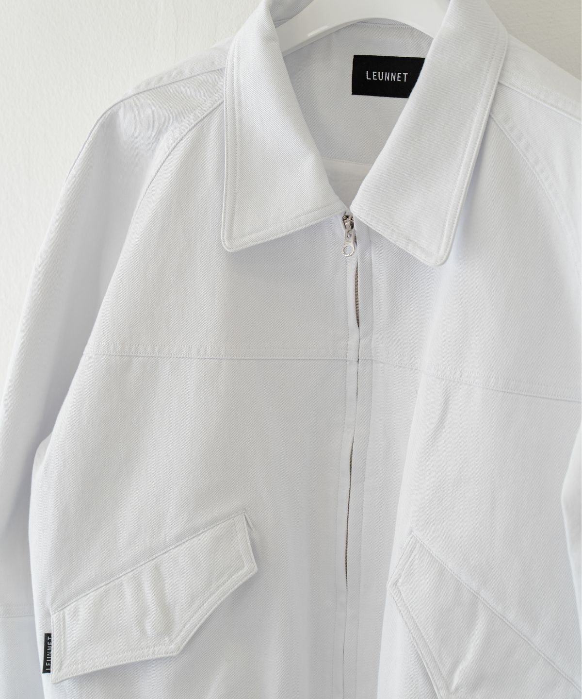 른넷(LEUNNET) 아스팔트 포엠 데님 자켓(Asphalt Poem Denim Jacket) / Pure White