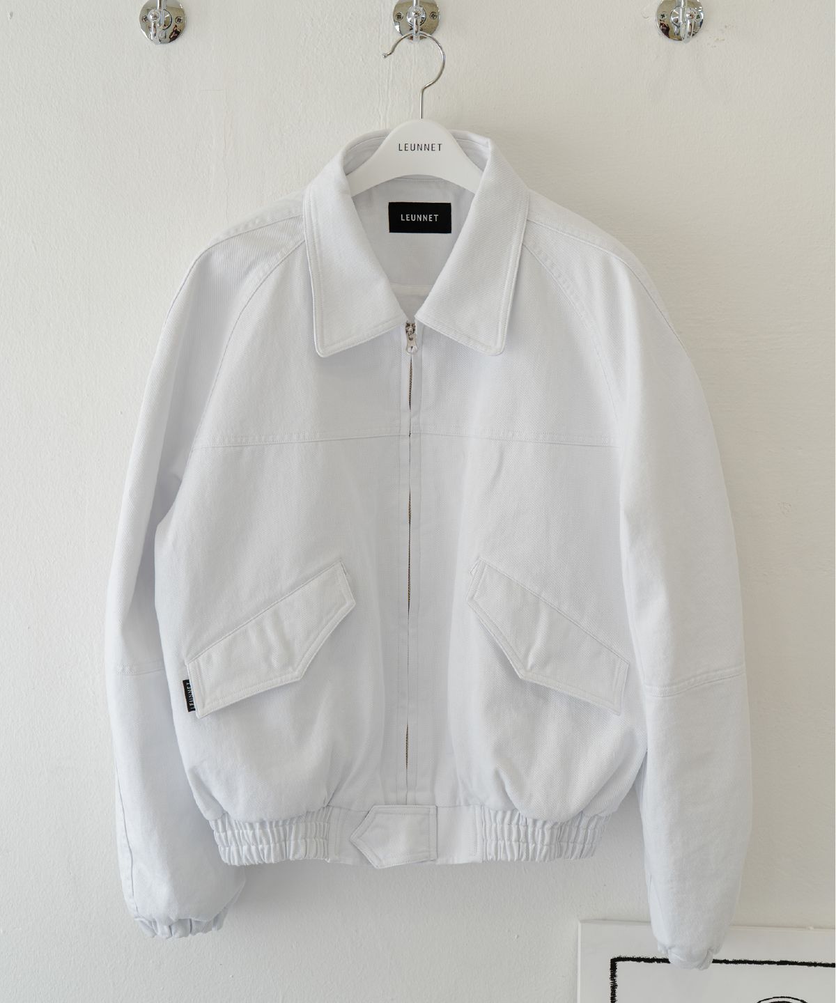 른넷(LEUNNET) 아스팔트 포엠 데님 자켓(Asphalt Poem Denim Jacket) / Pure White