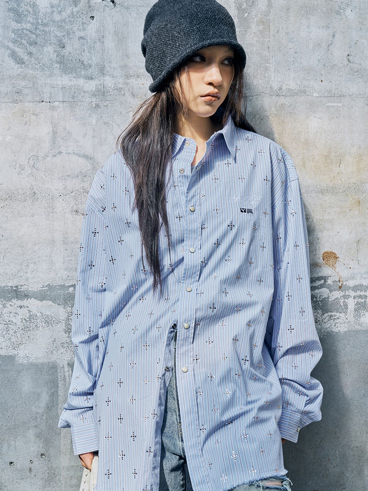 와이이이엘(YEEL) RHINESTONE STRIPED OVERSHIRT BLUE