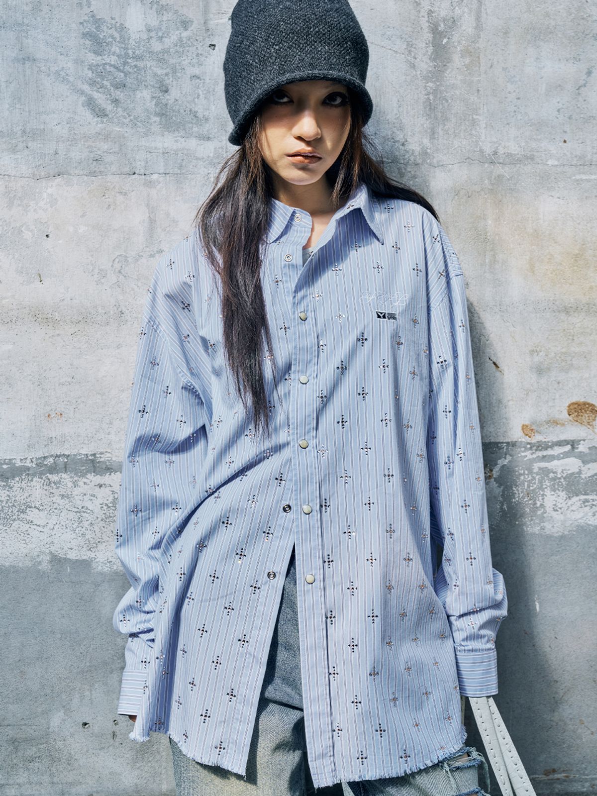 와이이이엘(YEEL) RHINESTONE STRIPED OVERSHIRT BLUE