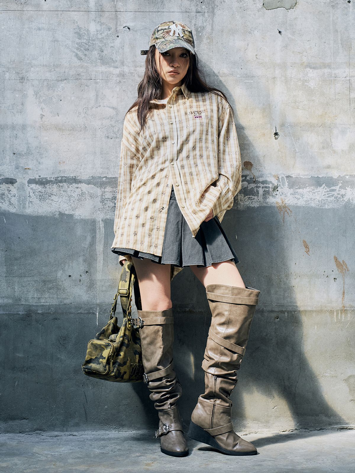 와이이이엘(YEEL) RHINESTONE PLAID OVERSHIRT BEIGE