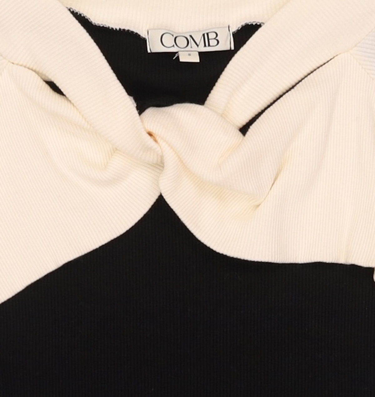 콤 스튜디오(COMBSTUDIO) CO OFF SHOULDER HALF JERSEY TOP_NAVY S