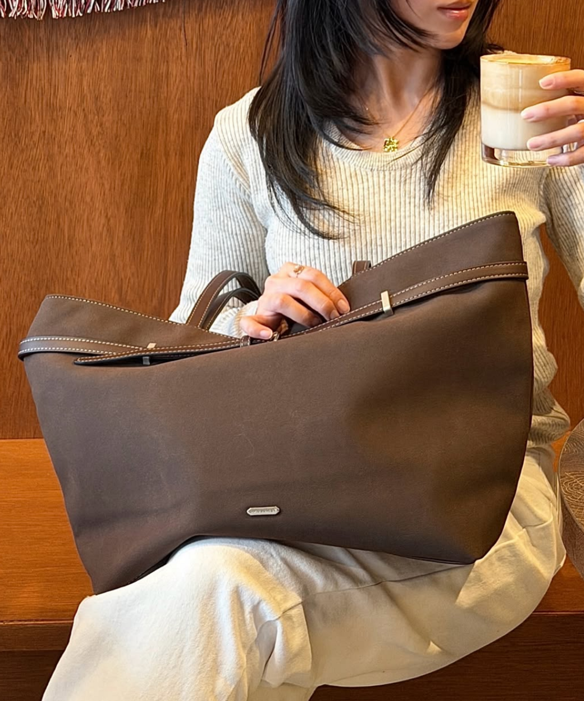 데이비드 존스(DAVID JONES) 바스티유 벨티드 쇼퍼 숄더 스웨이드 백_Apricot tan (CM8461)