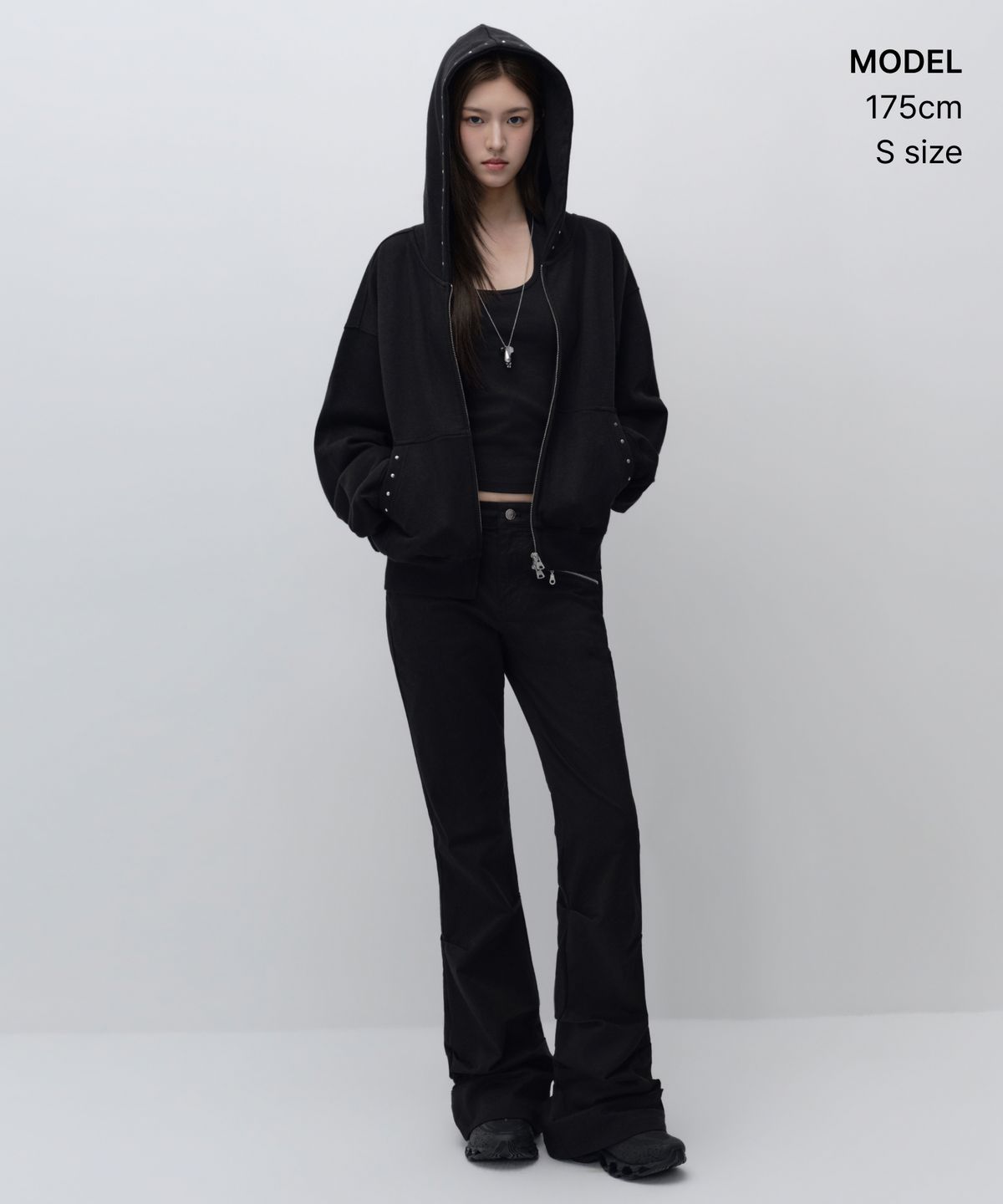 무신사 스탠다드 우먼(MUSINSA STANDARD WOMAN) 우먼즈 스터드 후디드 스웨트 집업 [블랙]