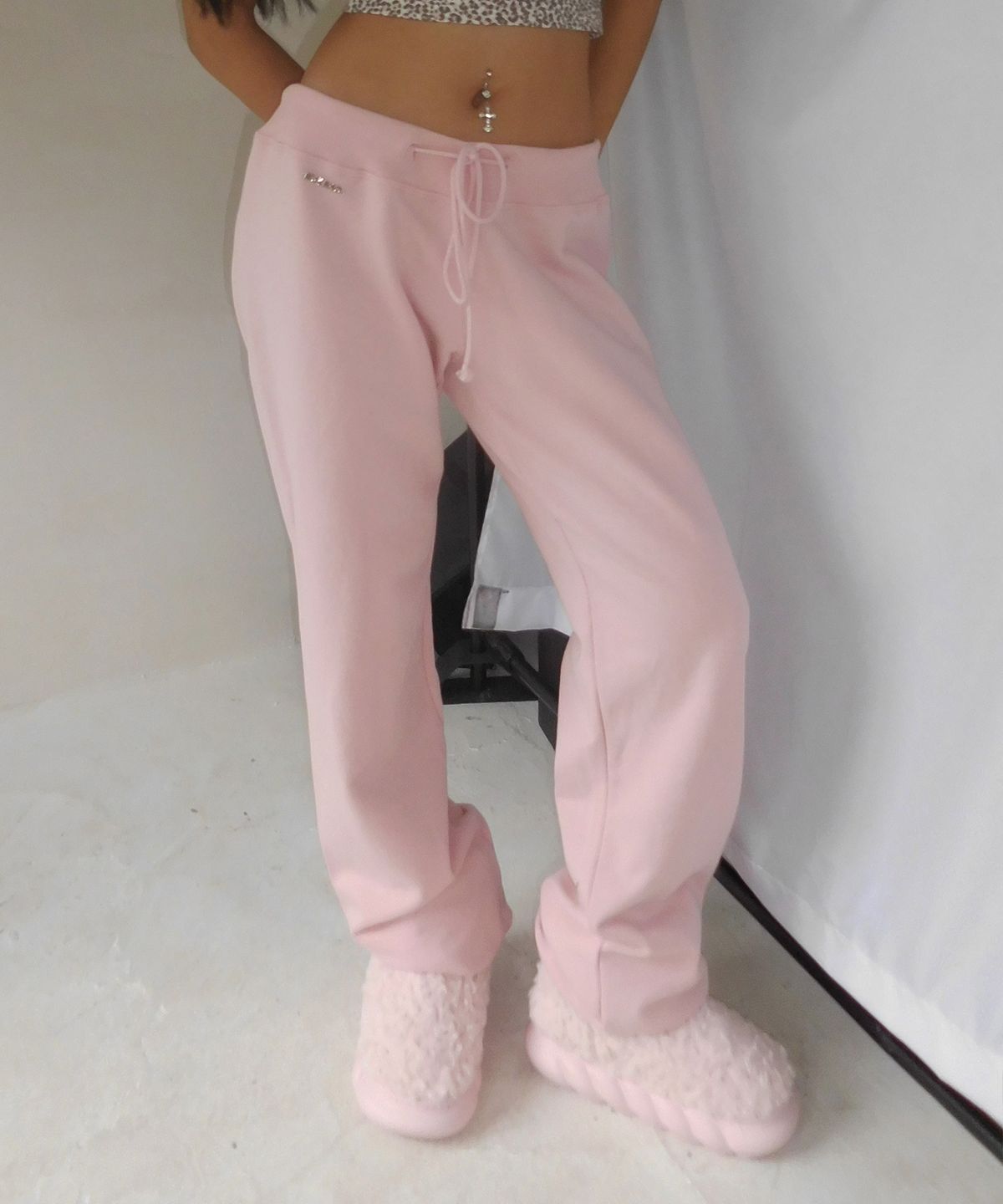 베이크먼데이(BAKEDMONDAY) [Pink] Baby sweatpants