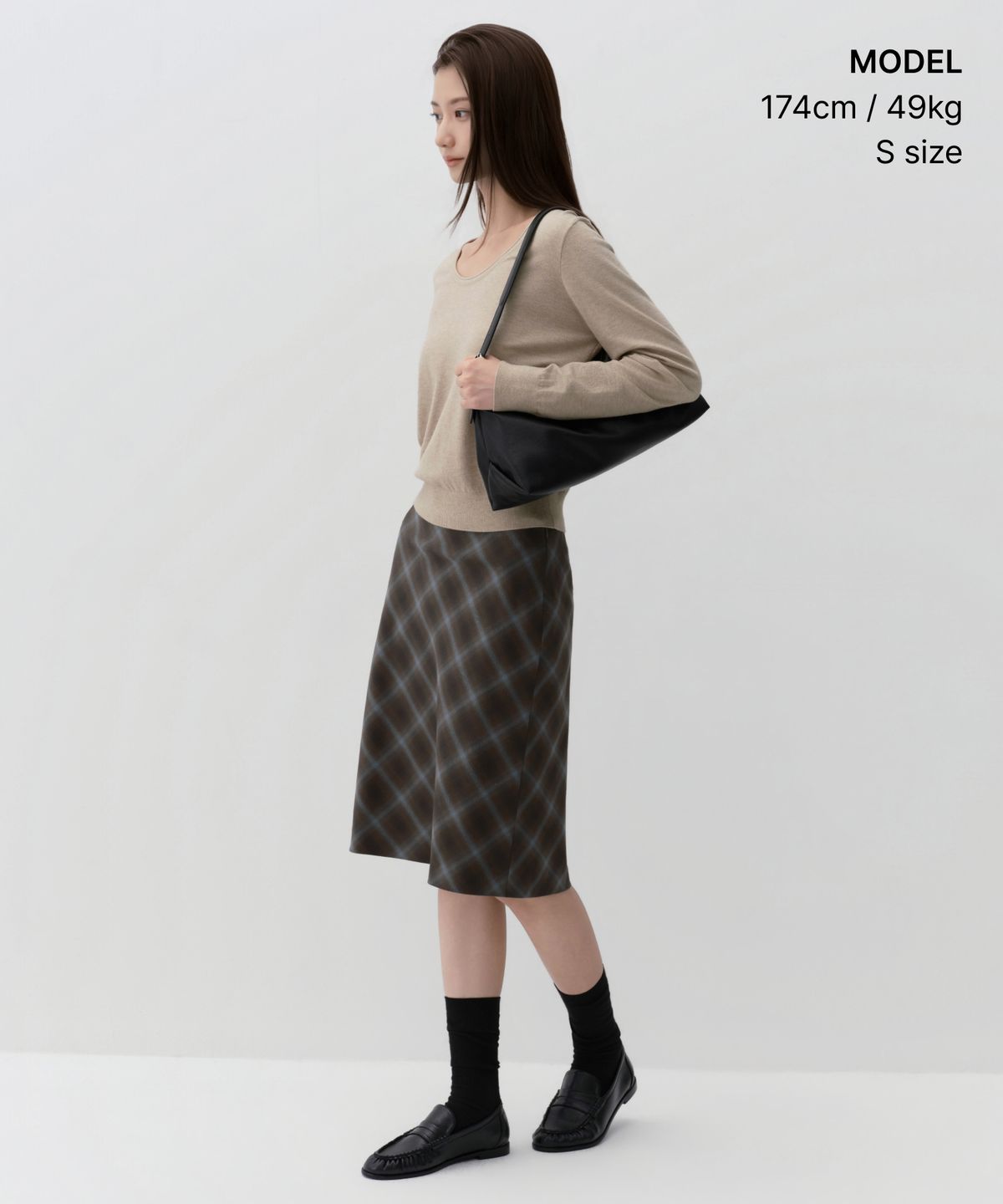 무신사 스탠다드 우먼(MUSINSA STANDARD WOMAN) 우먼즈 옴브레 체크 니 렝스 스커트 [다크 브라운]