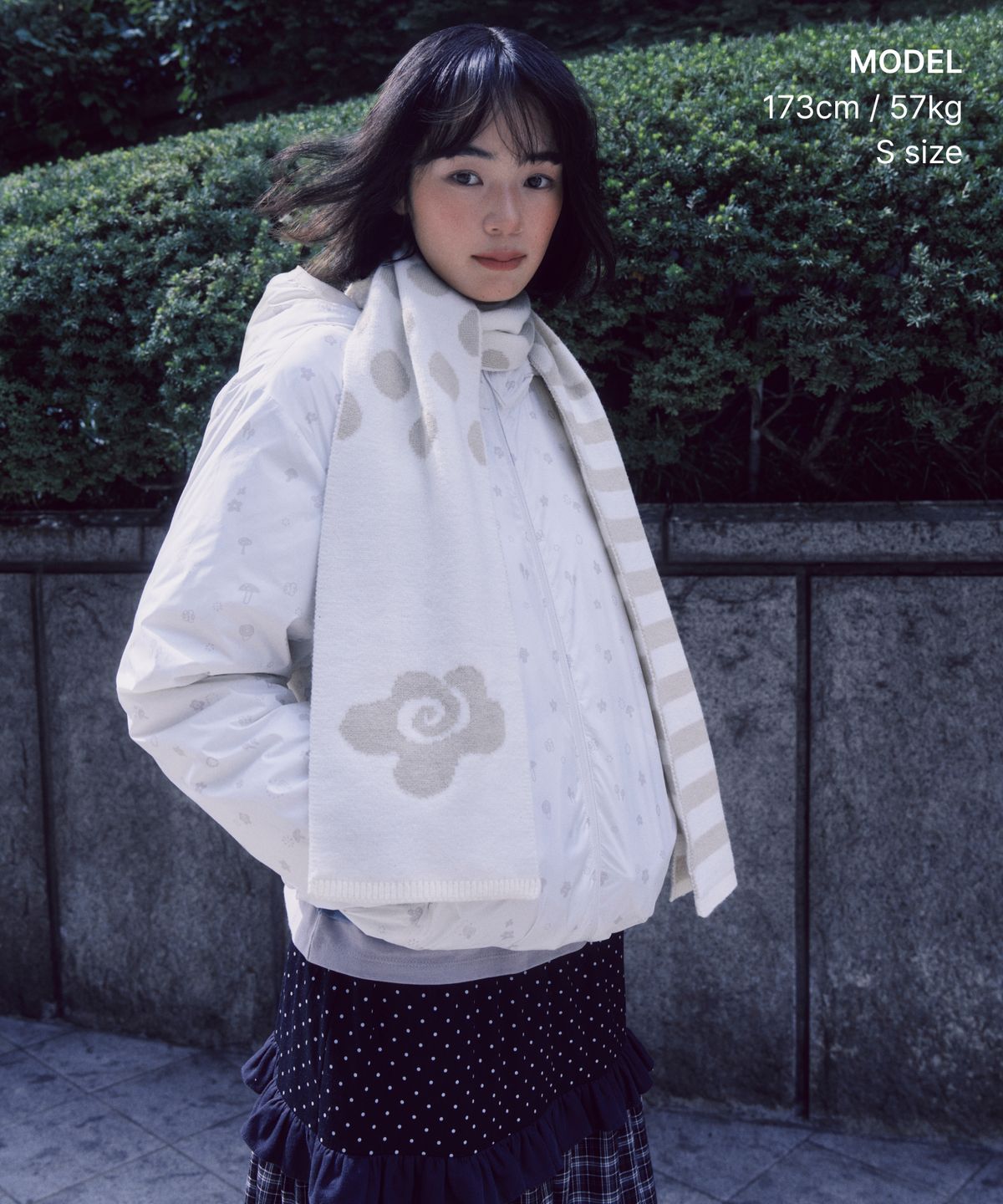 무신사 스탠다드 우먼(MUSINSA STANDARD WOMAN) [오헤시오 컬래버]  체크&도트 티어드 롱 스커트 [블랙]