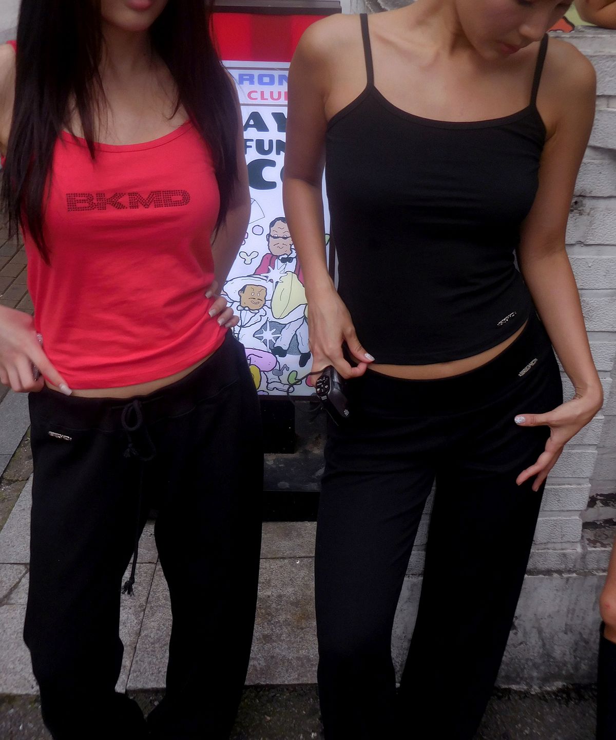 베이크먼데이(BAKEDMONDAY) BKMD Lettering Sleeveless