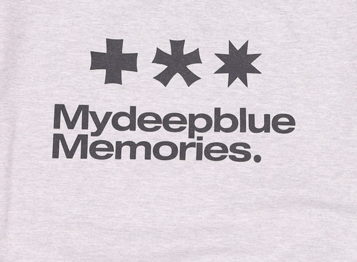 마이딥블루메모리즈(MY DEEP BLUE MEMORIES) 맨투맨/스웨트셔츠 1