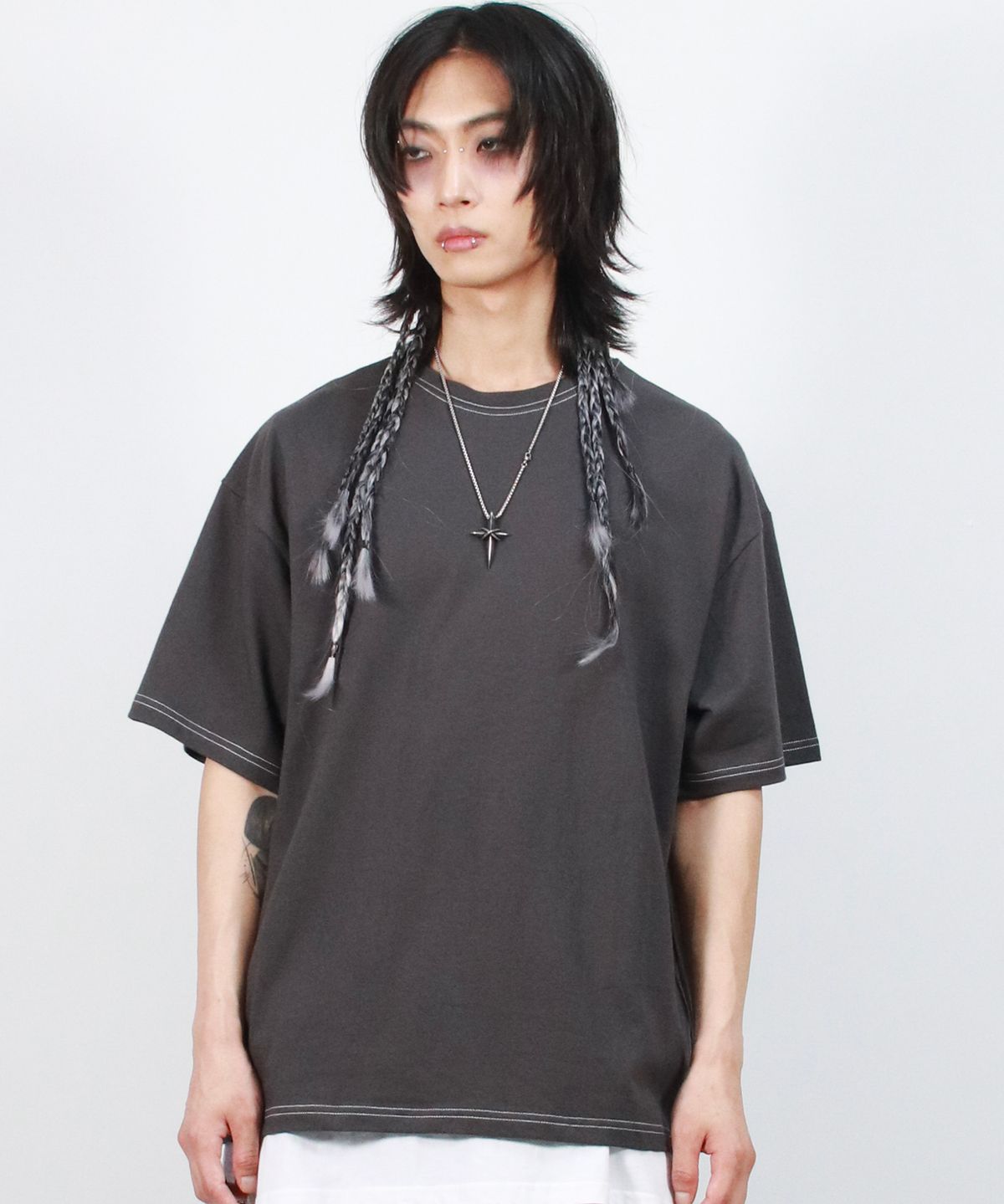 드마크(DEMARC) M OUTSTITCH BOXY SHORT SLEEVE TEE -  Charcoal