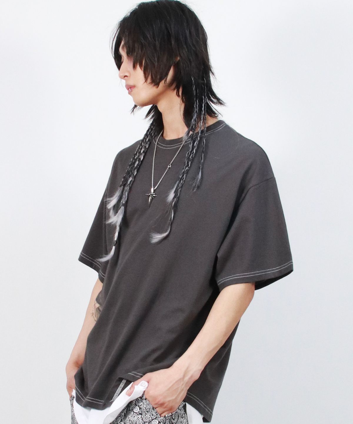 드마크(DEMARC) M OUTSTITCH BOXY SHORT SLEEVE TEE -  Charcoal