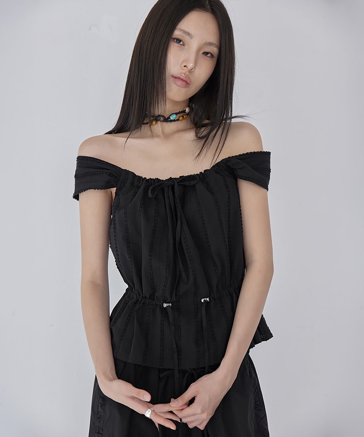 런던다다(LONDONDADA) Shirring Sleeveless Blouse, BLACK