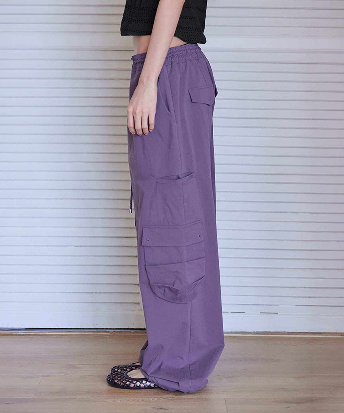 런던다다(LONDONDADA) Nylon Cargo String Hem Pants, PURPLE