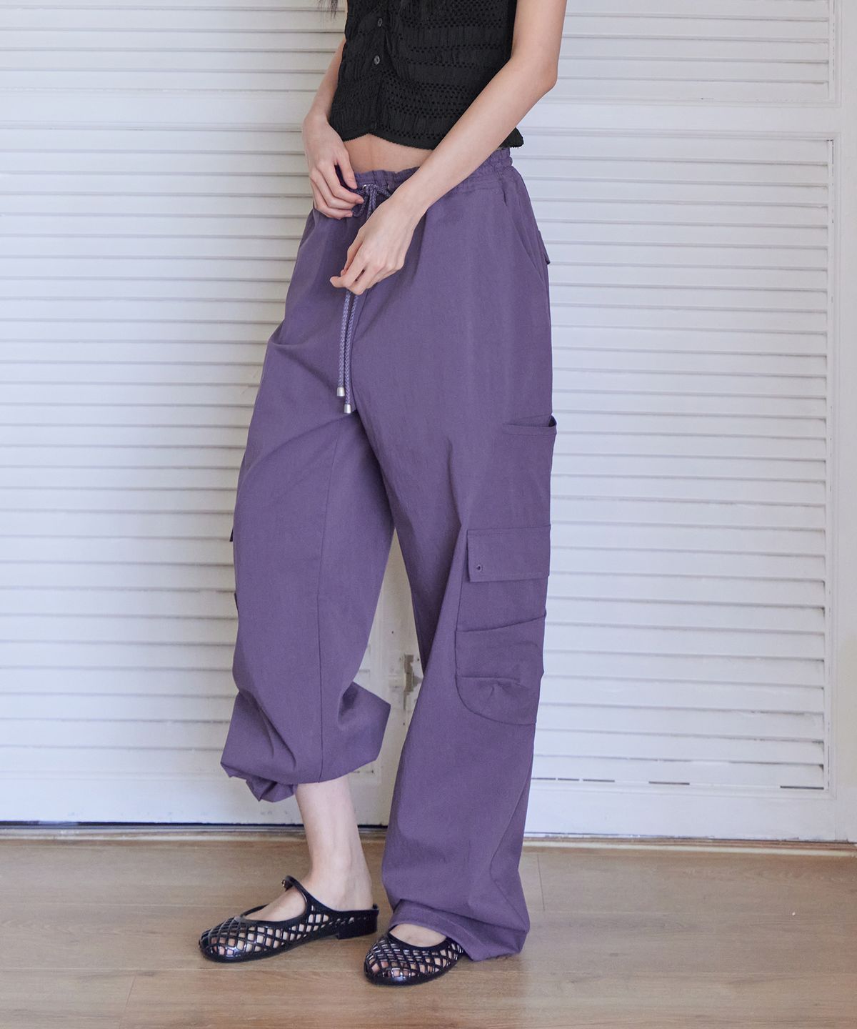 런던다다(LONDONDADA) Nylon Cargo String Hem Pants, PURPLE
