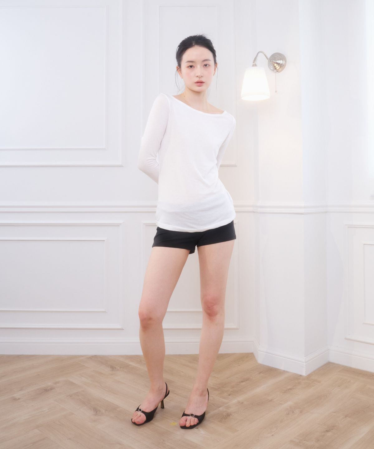 벨리아르(BELLIALEU) BASIC TEE WHITE