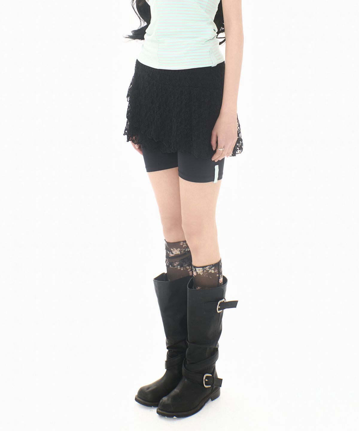 미레코(MIRECO) LACE LAYER WRAP SKORT BLACK