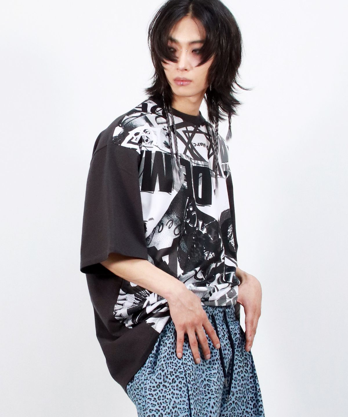 드마크(DEMARC) M Street collage oversized t-shirts