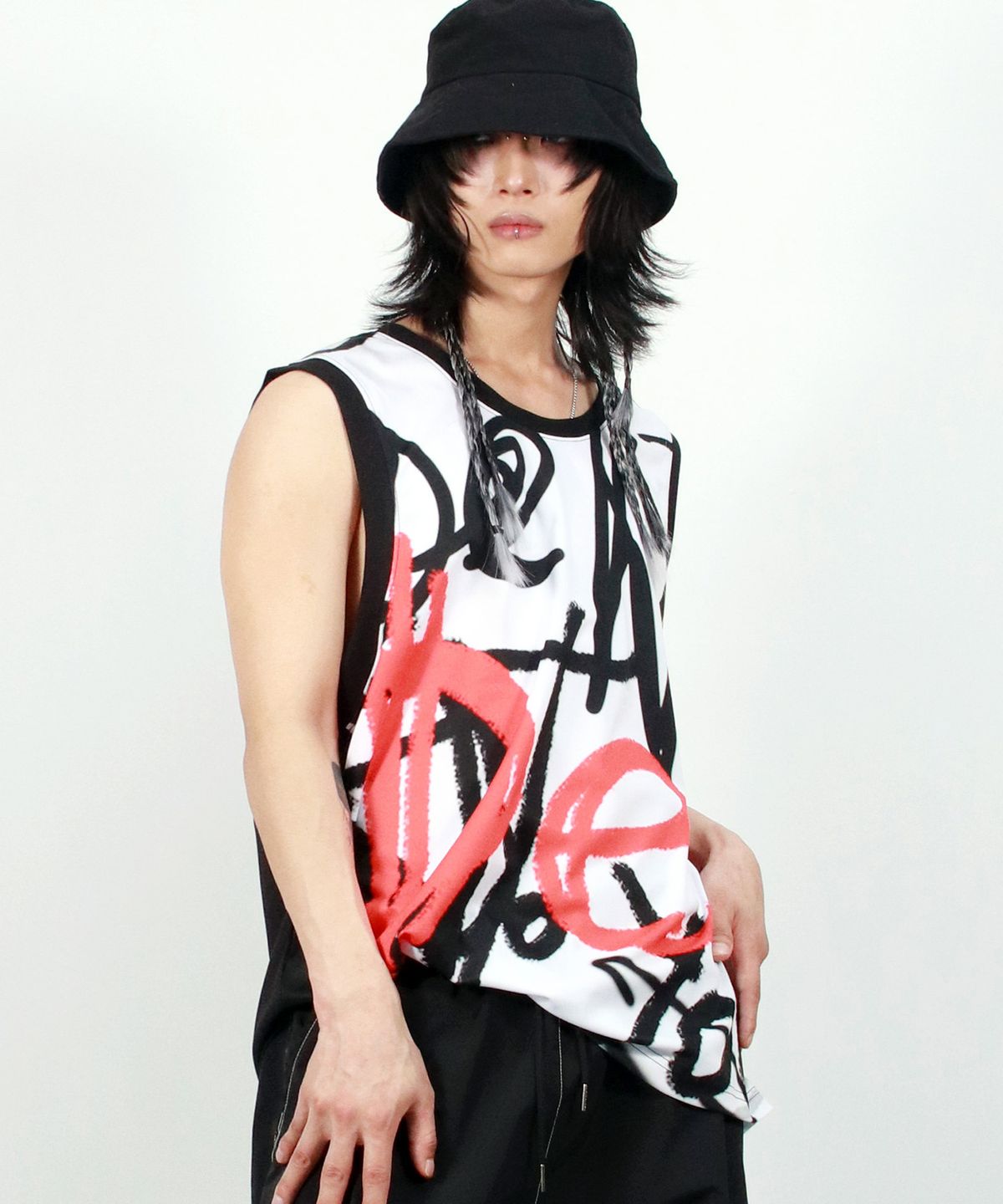 드마크(DEMARC) M Street graffiti oversize sleeveless