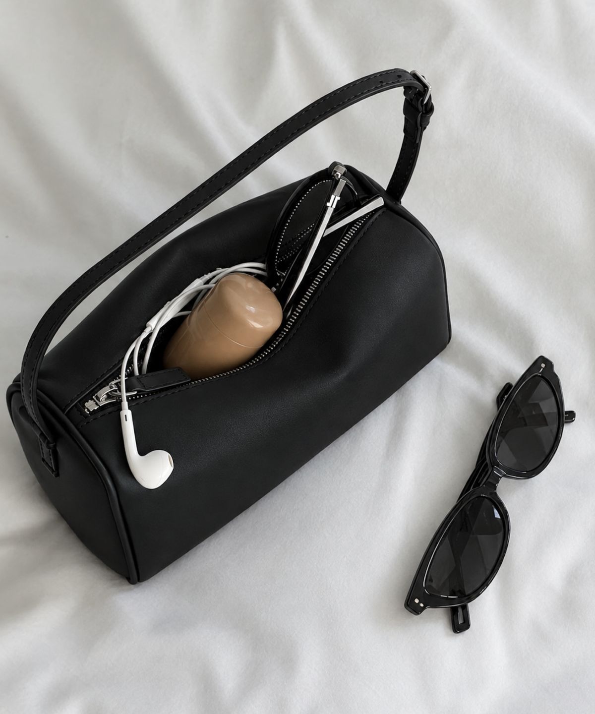 라츠유(LOTSYOU) Butter Bag BLACK