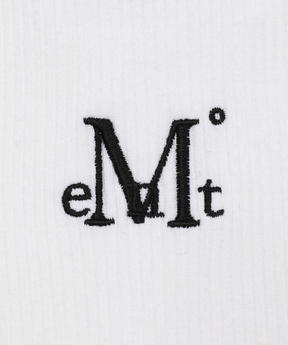 무센트(MUCENT) 루시아 패널 레이스 슬림 슬리브리스 (3컬러)