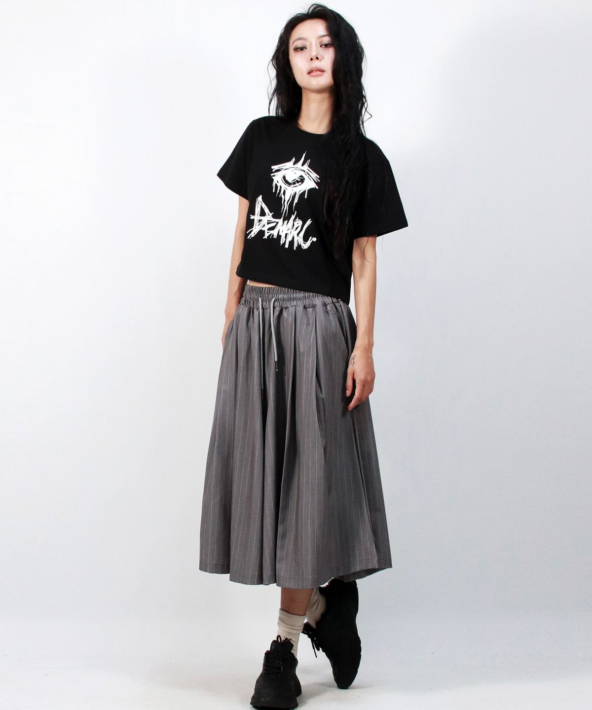 드마크(DEMARC) Real wide two tuck stripe bumuda pants - Gray