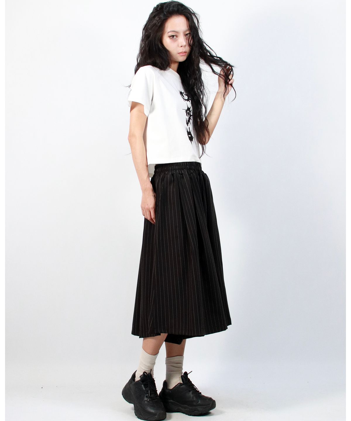 드마크(DEMARC) Real wide two tuck stripe bumuda pants - Black