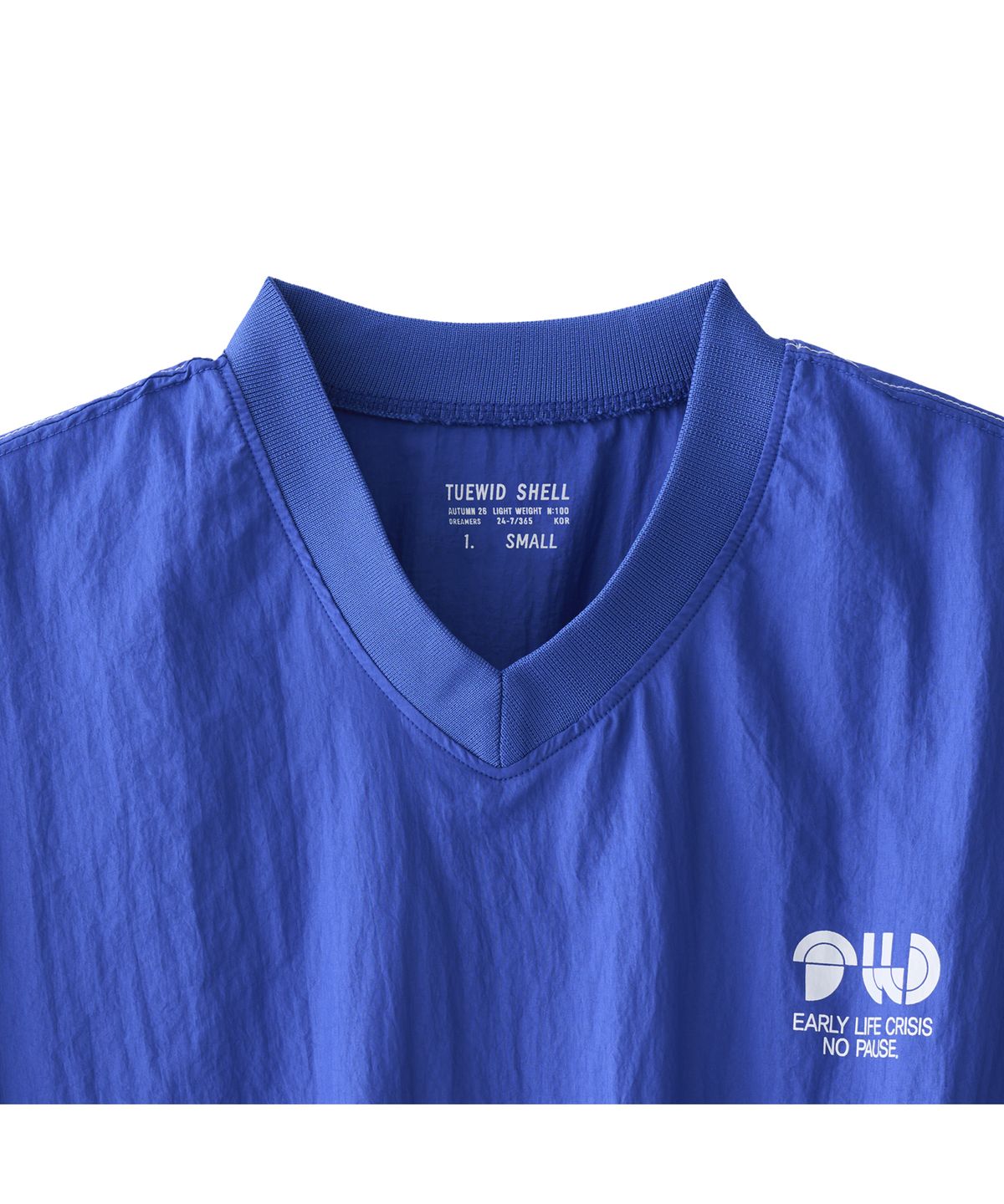 투위드(TUEWID) V-neck wind shell pullover in varsity blue