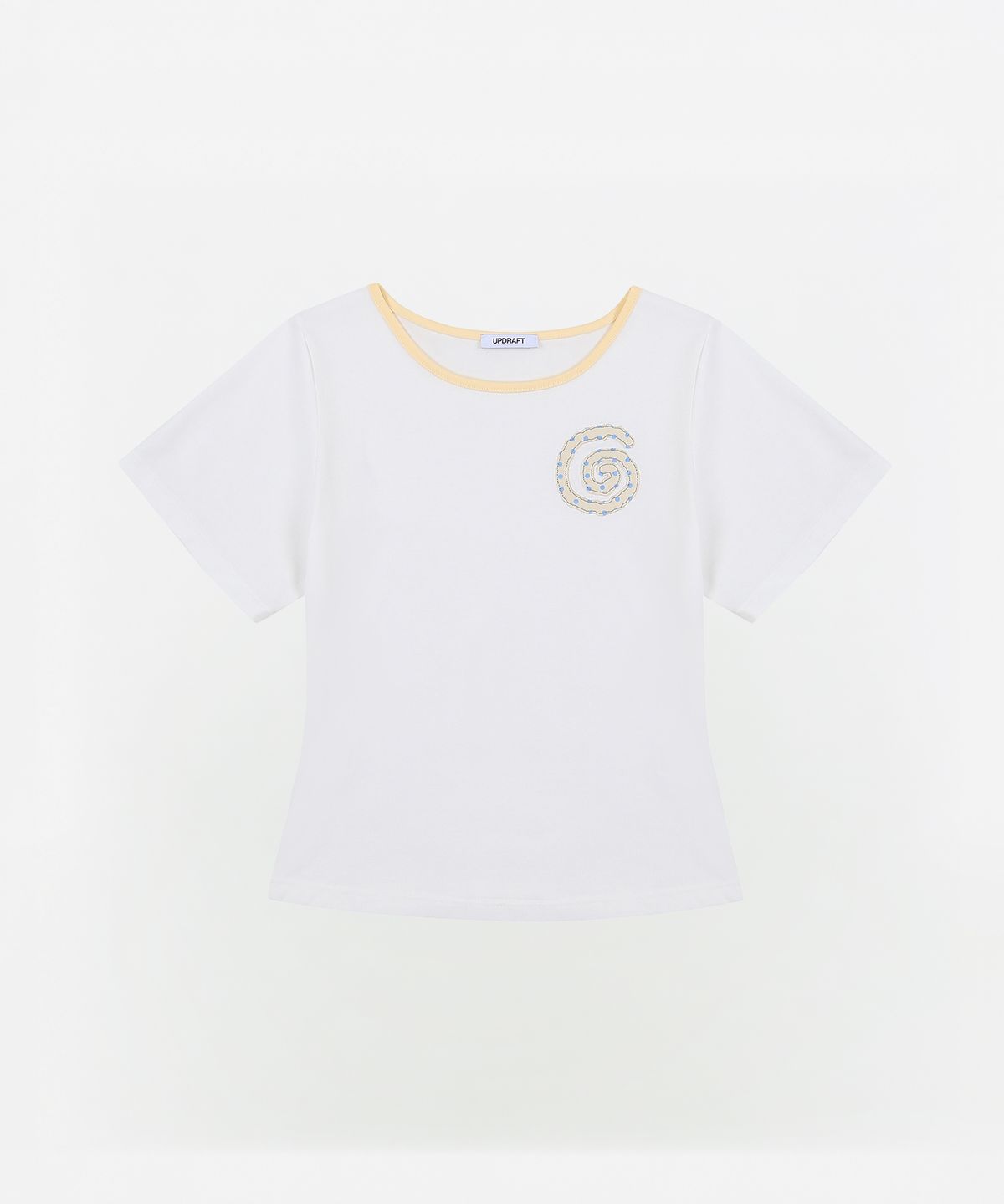 업드래프트(UPDRAFT) SPIRAL APPLIQUE SLIM T-SHIRTS [WHITE/YELLOW]