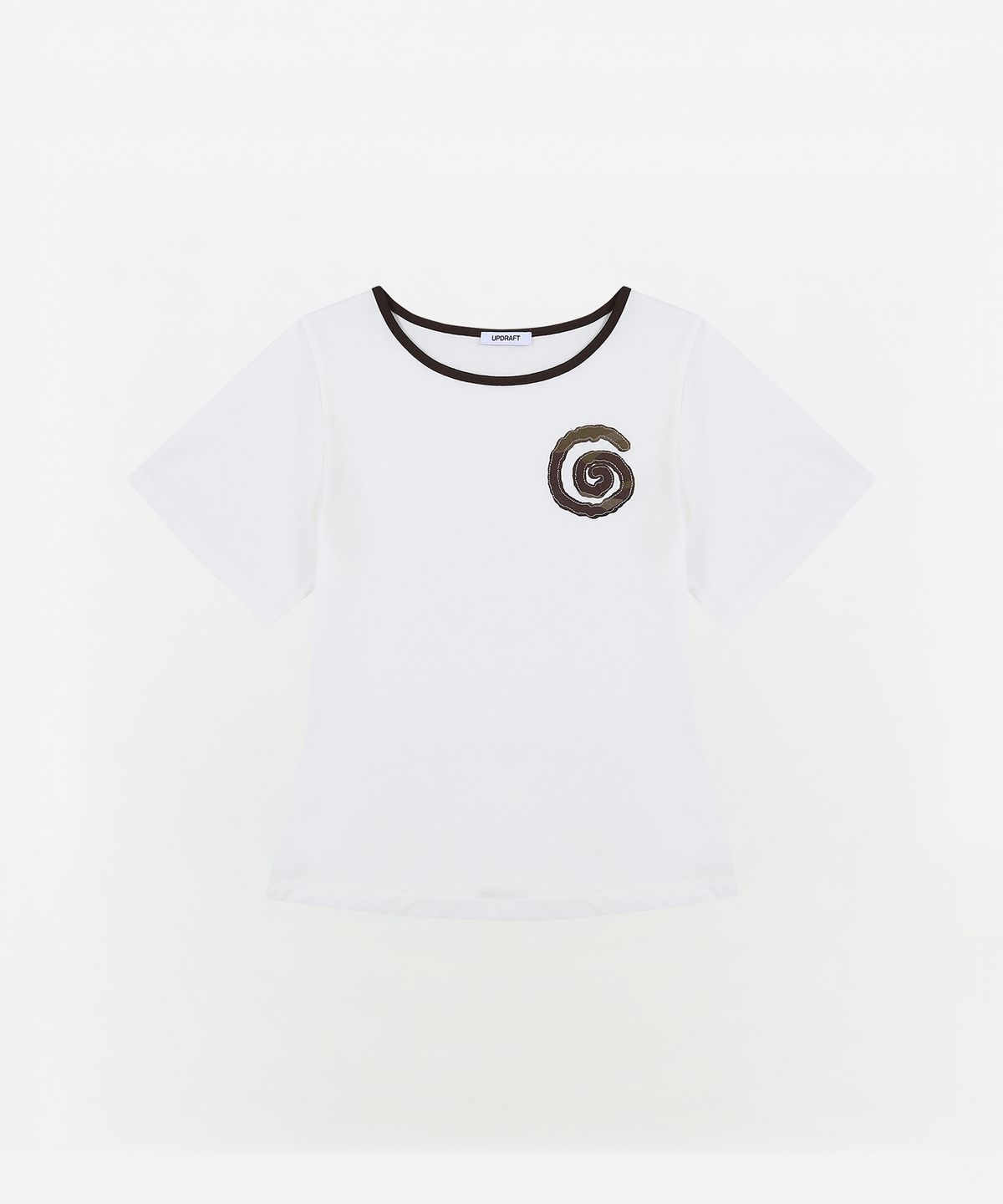 업드래프트(UPDRAFT) SPIRAL APPLIQUE SLIM T-SHIRTS [WHITE/CAMO]