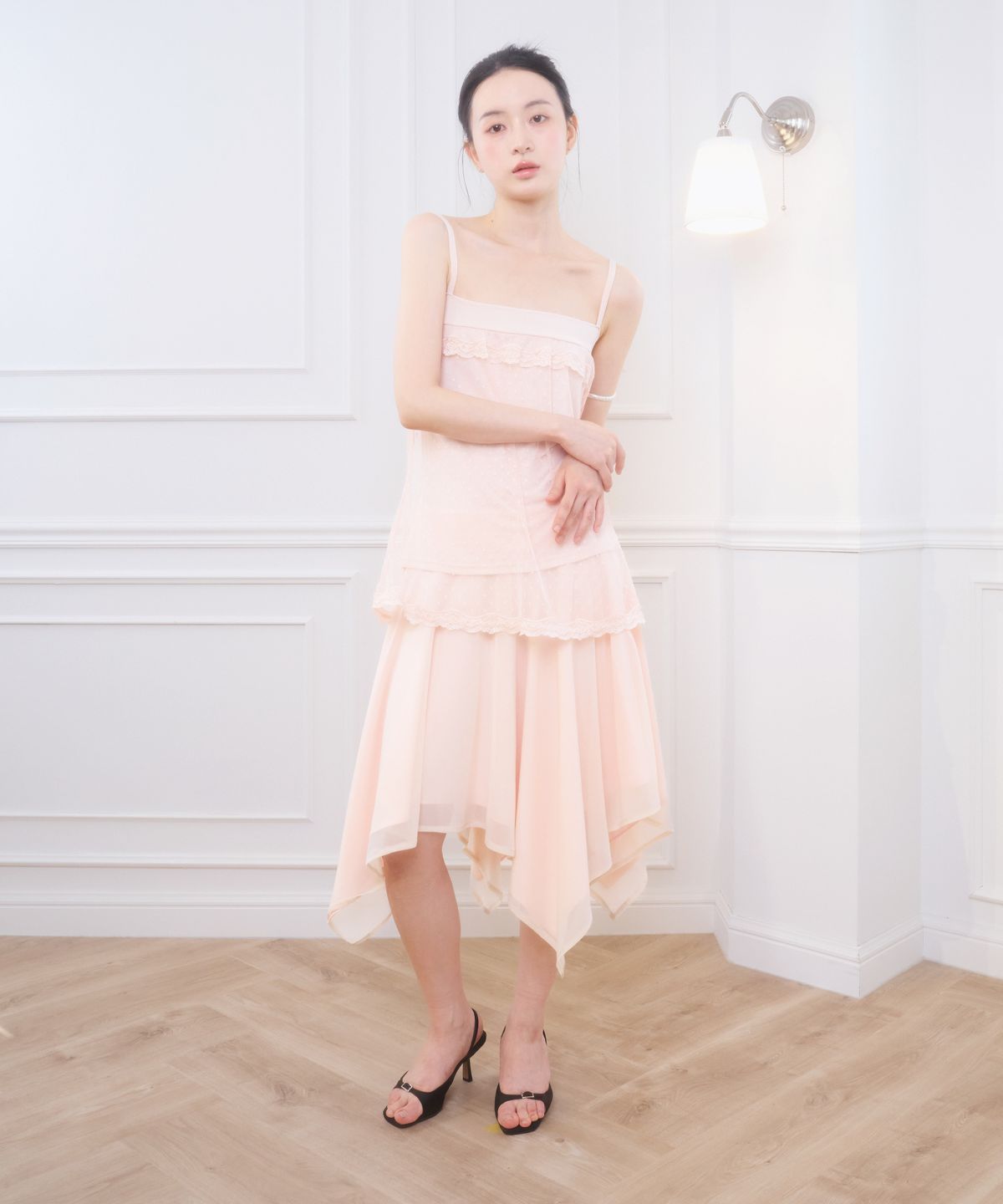 벨리아르(BELLIALEU) IRIS LOW RISE MIDI SKIRT PINK