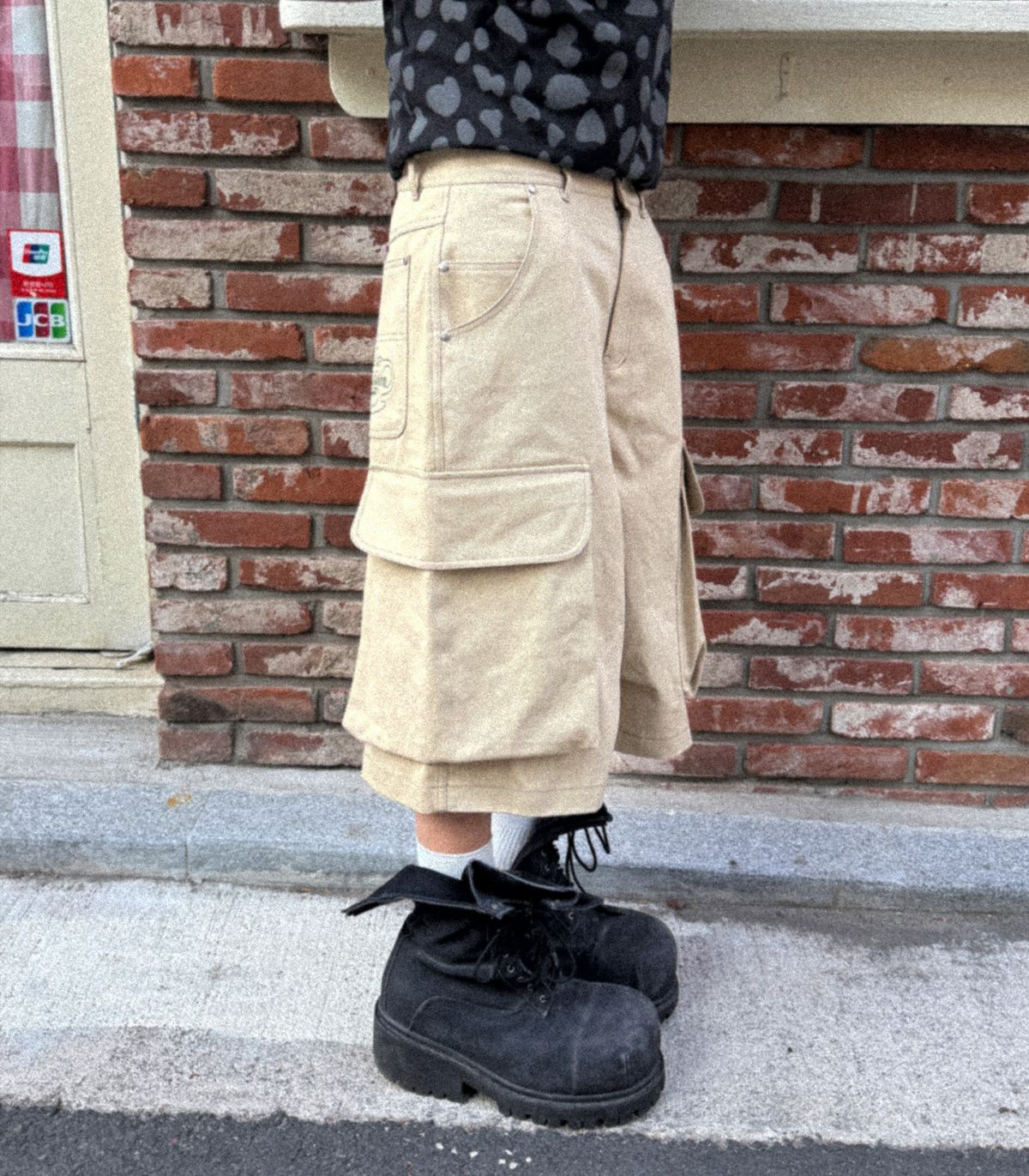 워즈(WAS) [그냥차우 x WAS] 너클 덤보 버뮤다 팬츠 (베이지)
